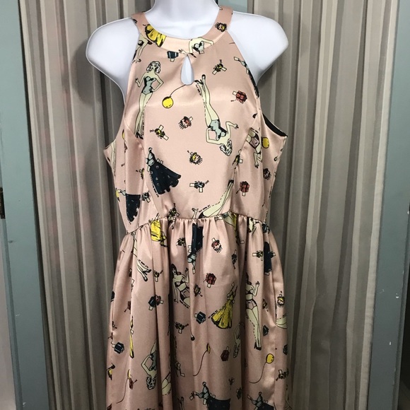 Smak Parlour Fun Retro Print Dress with Pockets - Picture 7 of 9